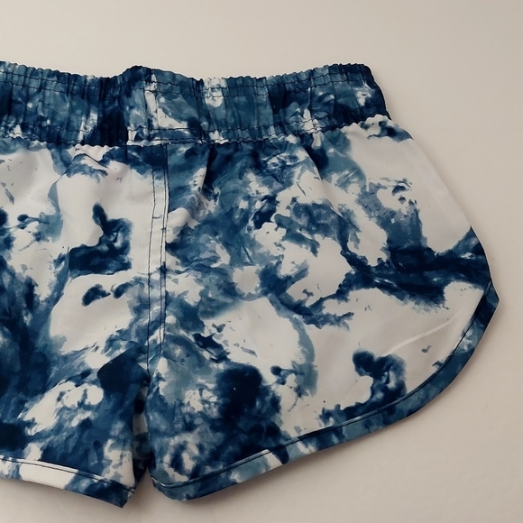 Kanu Surf Kids Boys Size Medium 5 Swim Shorts Trunks Blue White Tie Dyed Pockets - Picture 4 of 6
